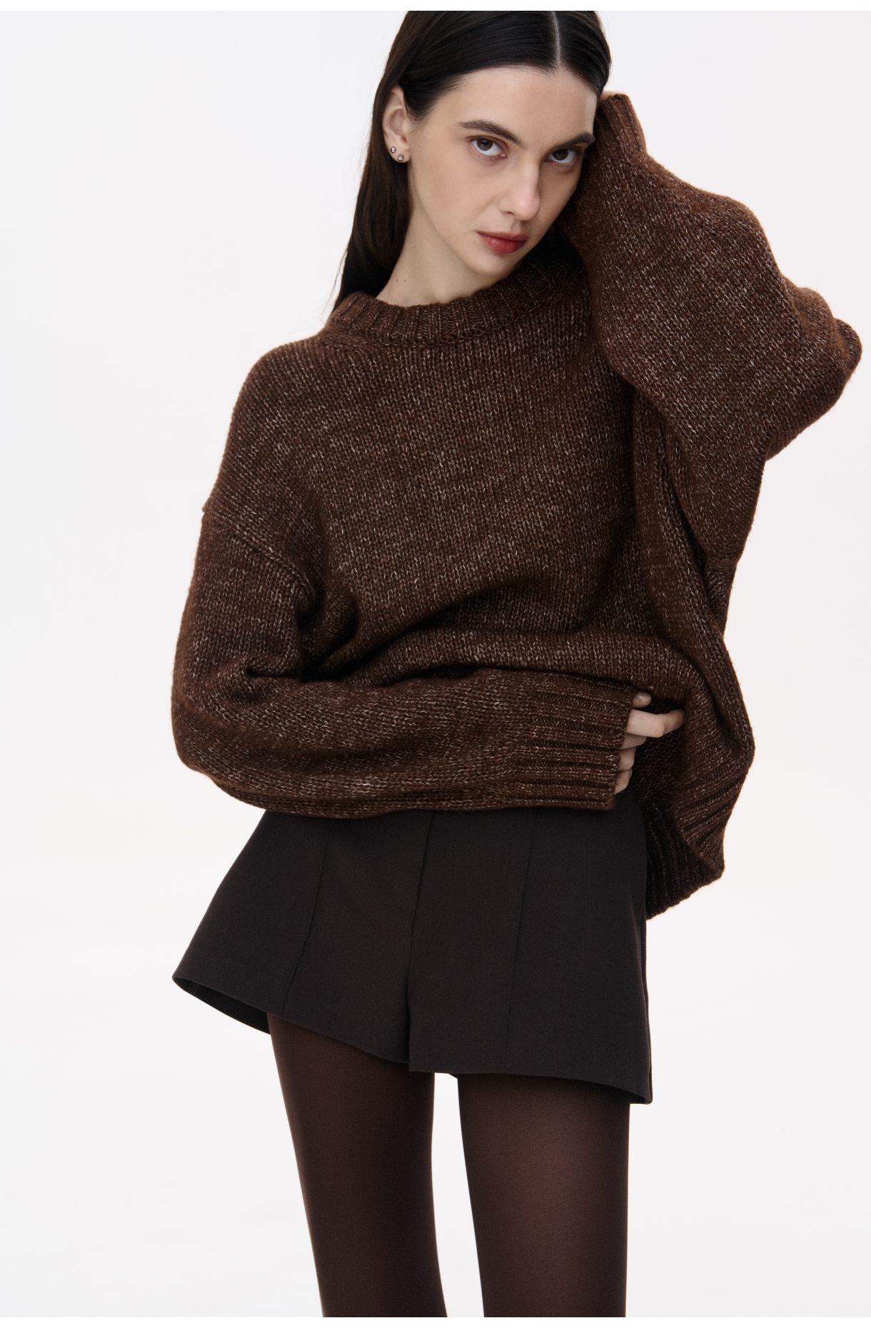 ОВЕРСАЙЗ СВЕТР ЗІ СПУЩЕНОЮ ЛІНІЄЮ ПЛЕЧА 4700 зображення 3