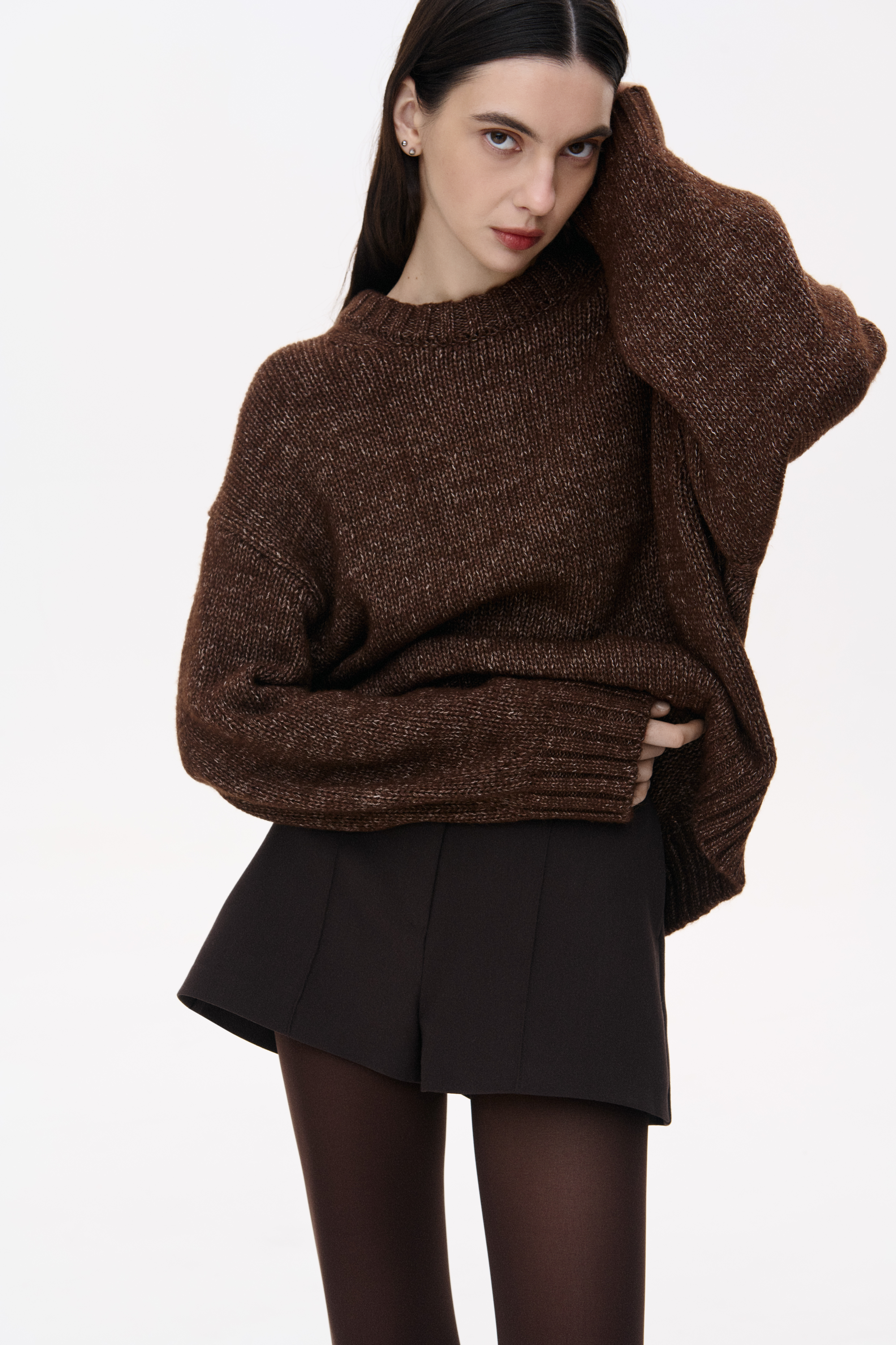 ОВЕРСАЙЗ СВЕТР ЗІ СПУЩЕНОЮ ЛІНІЄЮ ПЛЕЧА 4700 зображення