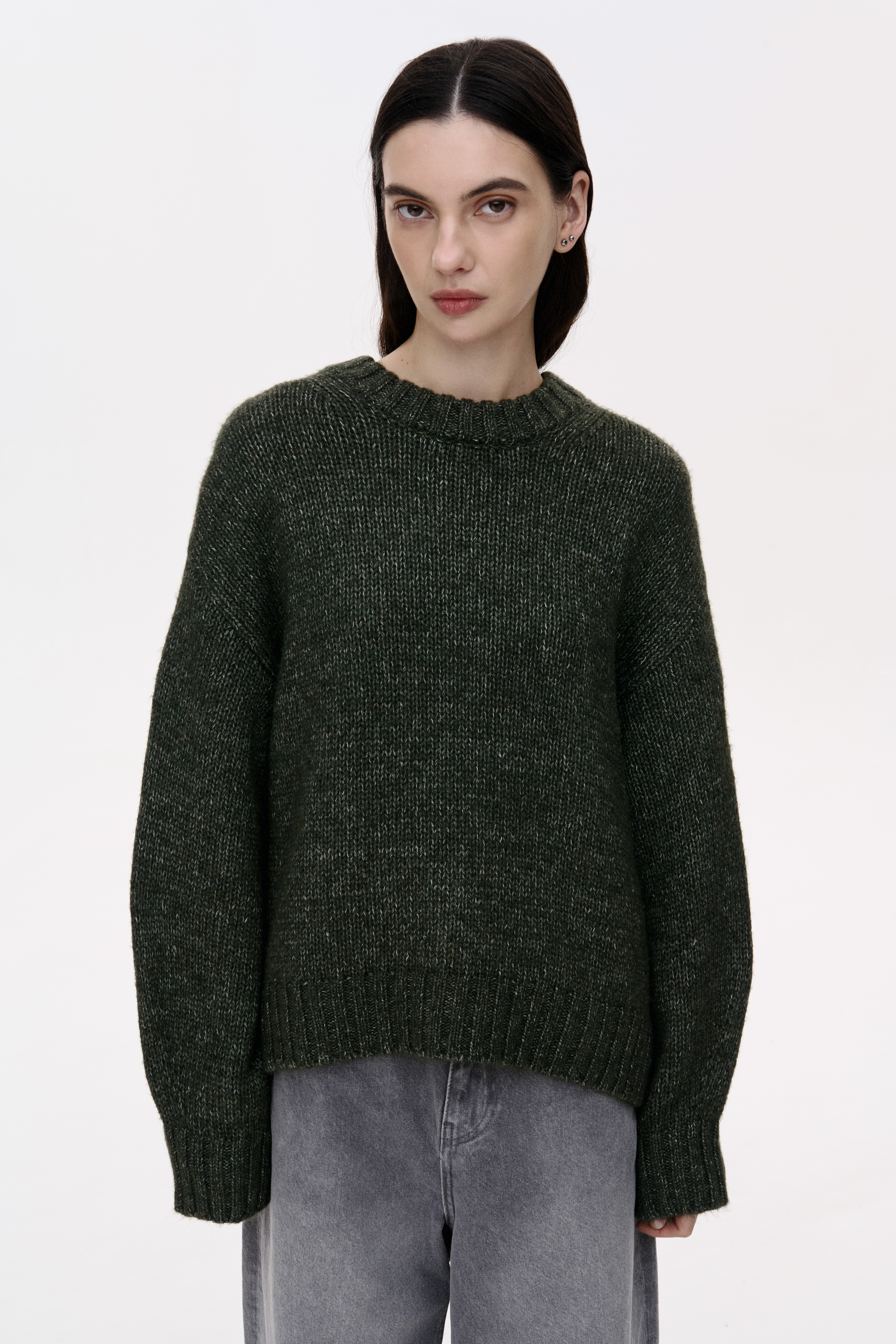 ОВЕРСАЙЗ СВЕТР ЗІ СПУЩЕНОЮ ЛІНІЄЮ ПЛЕЧА 4700 зображення