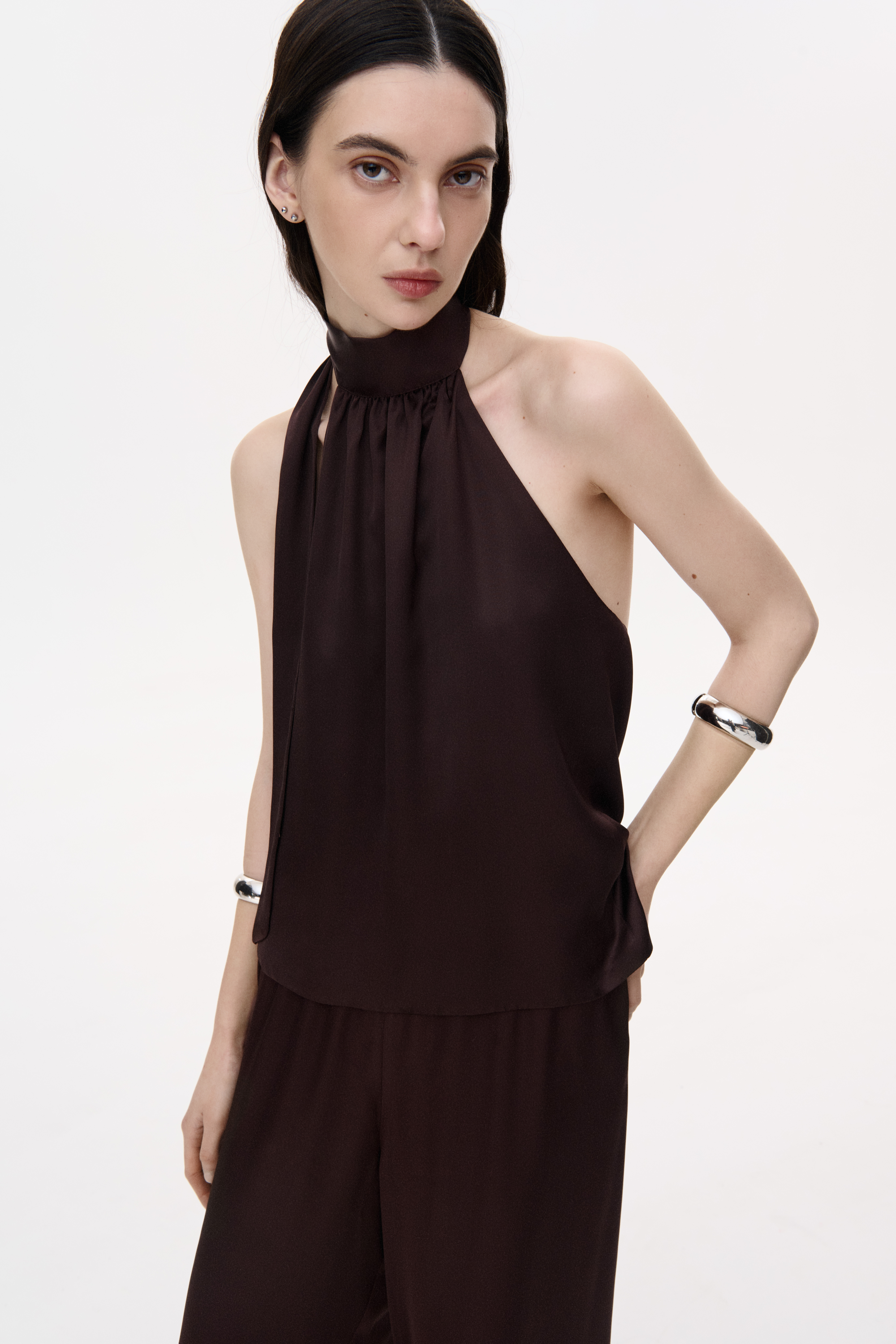 ТОП-ХАЛЬТЕР ІЗ ВІДКРИТОЮ СПИНОЮ ТА ЗАВʼЯЗКОЮ НА ШИЇ 1237 зображення