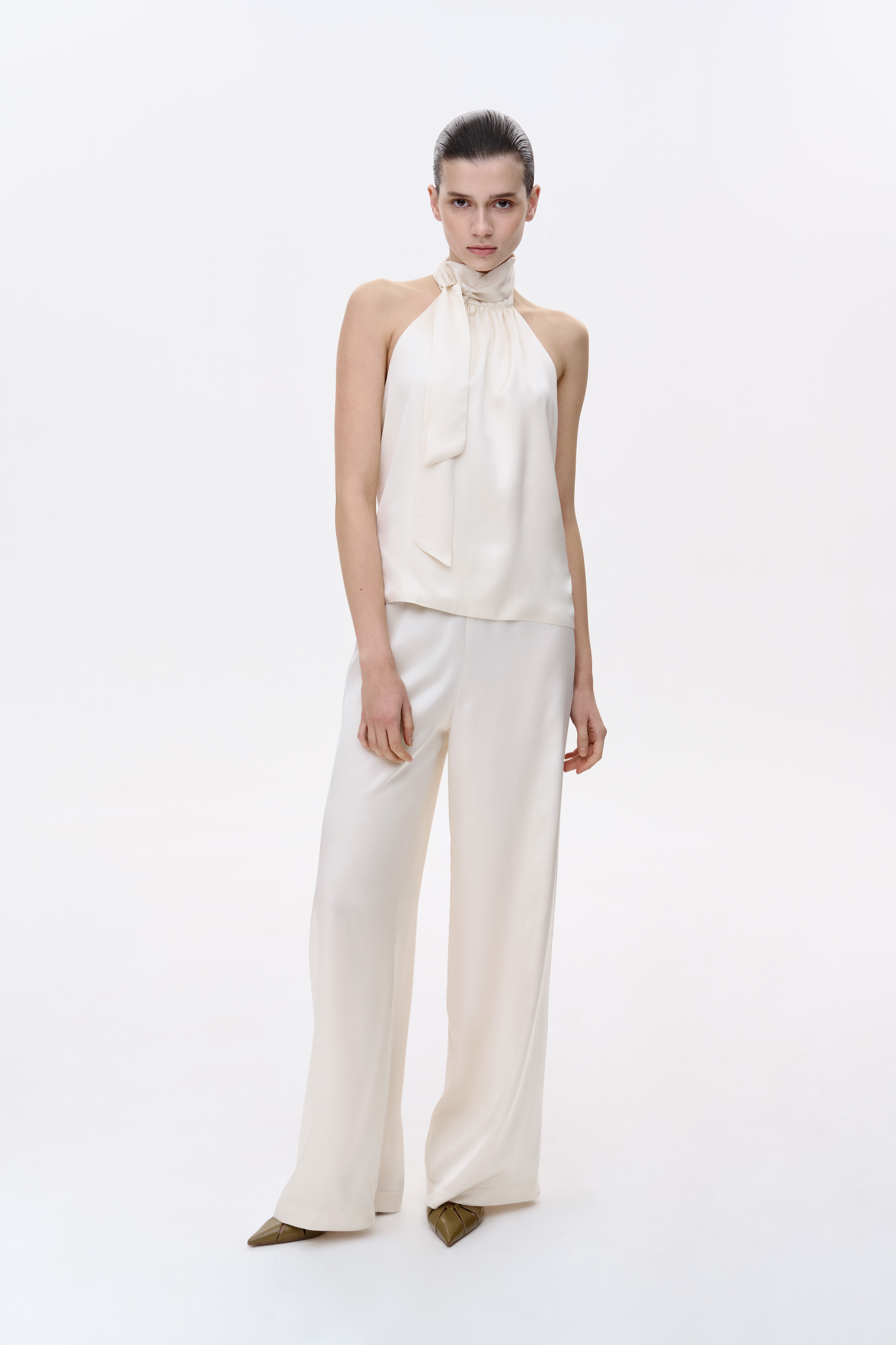 ТОП-ХАЛЬТЕР ІЗ ВІДКРИТОЮ СПИНОЮ ТА ЗАВʼЯЗКОЮ НА ШИЇ 1237 зображення 2