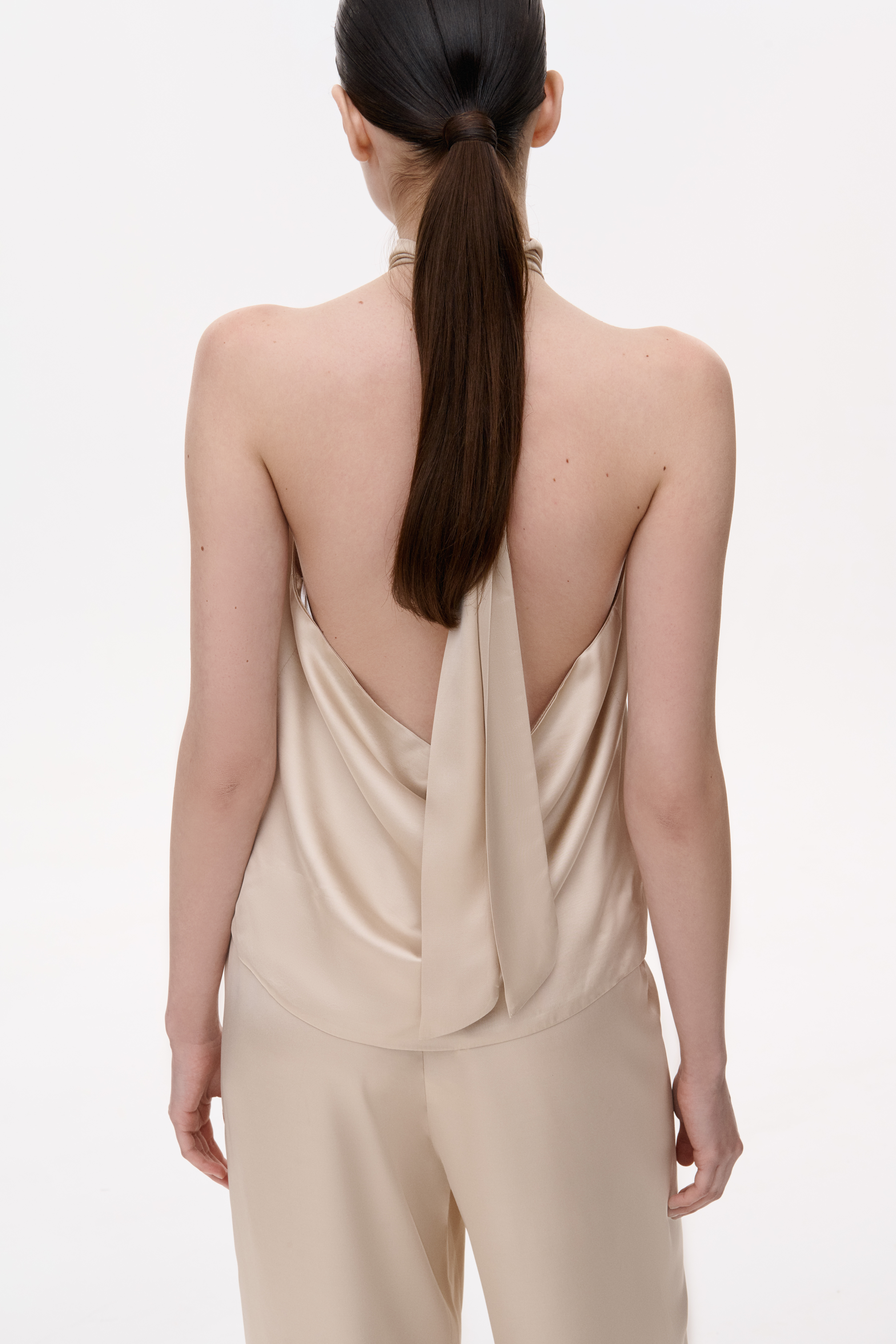 ТОП-ХАЛЬТЕР ІЗ ВІДКРИТОЮ СПИНОЮ ТА ЗАВʼЯЗКОЮ НА ШИЇ 1237 зображення 2