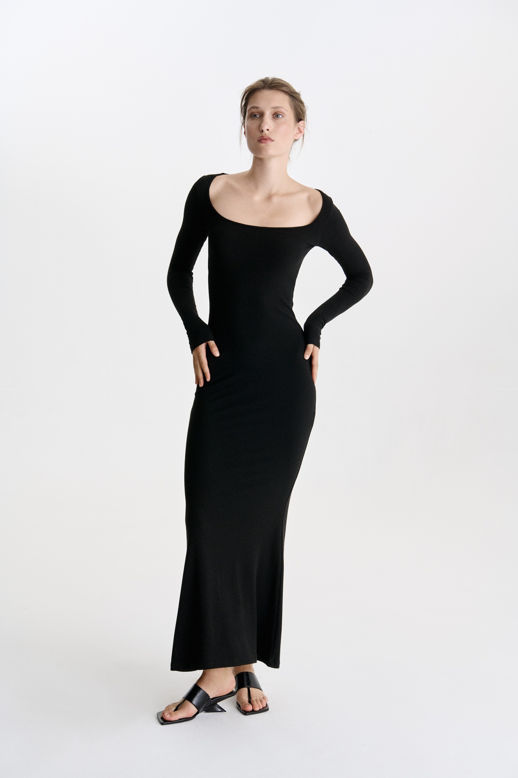 МАКСІ СУКНЯ З М’ЯКИМ ОБТИСЛИМ СИЛУЕТОМ 1230\10-3 зображення 1